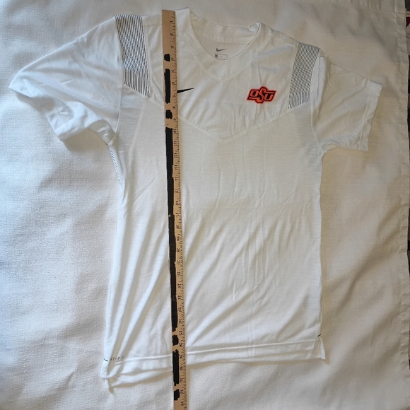 Nike Oklahoma State University Cowboys white medium t-shirt OSU - Picture 10 of 13